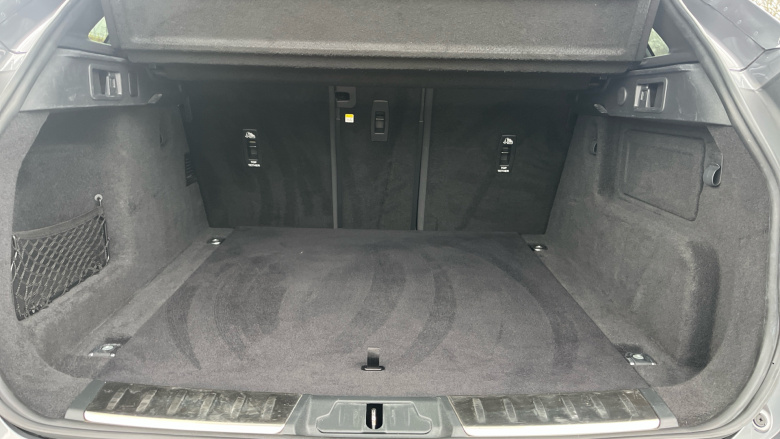 Jaguar F-Pace 2.0 D200 R-Dynamic Black 5dr Auto AWD Diesel Estate